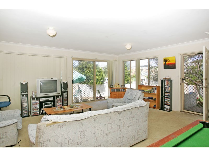 18 Aurora Place, Bateau Bay NSW 2261