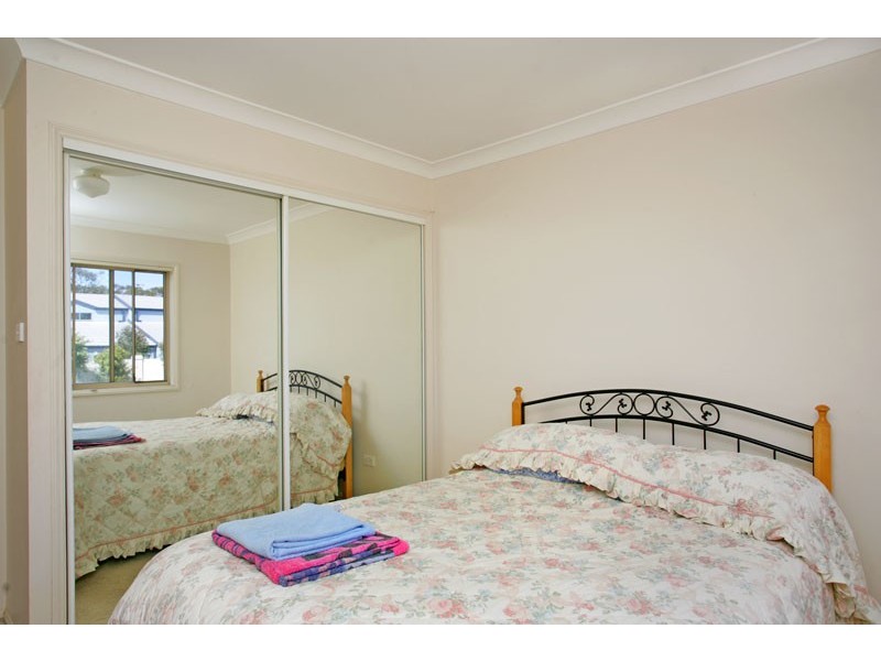 18 Aurora Place, Bateau Bay NSW 2261