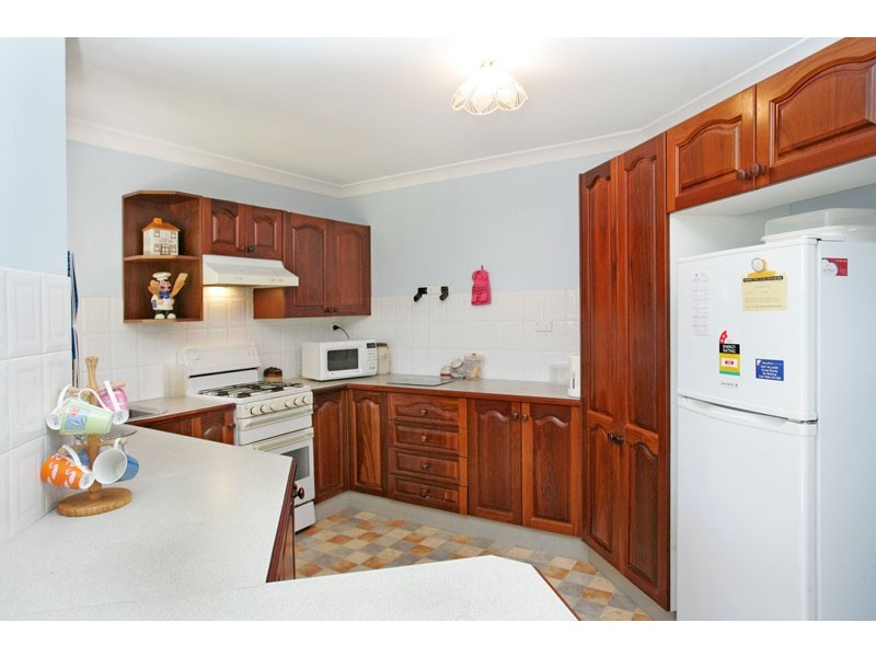 12 Charlotte Close, Bateau Bay NSW 2261