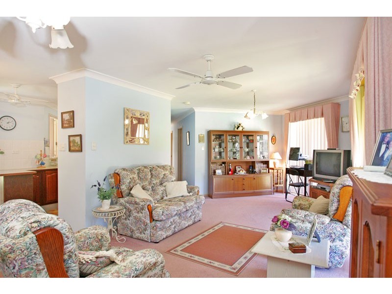 12 Charlotte Close, Bateau Bay NSW 2261