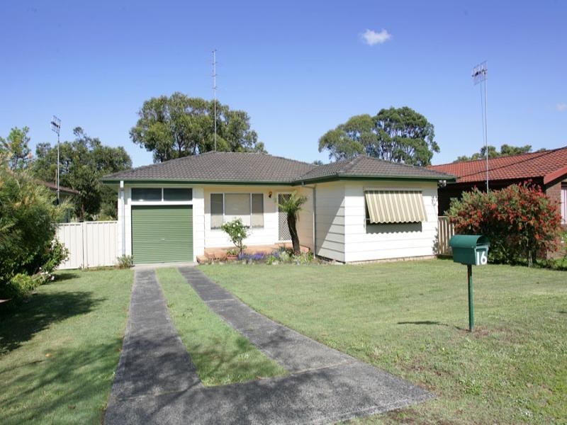 16 Thomas Mitchell Road, Killarney Vale NSW 2261