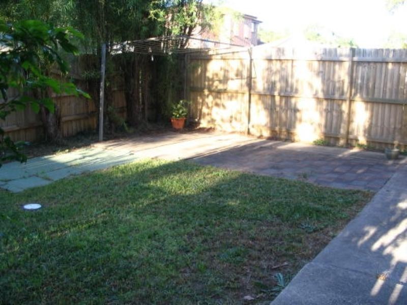 19/1 Hobbs Close, Bateau Bay NSW 2261