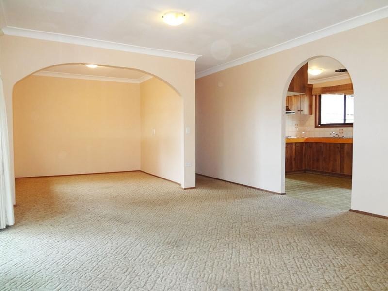 8 Northview Drive, Bateau Bay NSW 2261