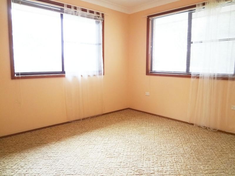 8 Northview Drive, Bateau Bay NSW 2261