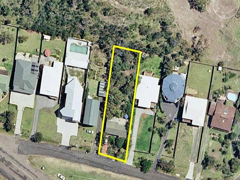 5 Longs Road, Bateau Bay NSW 2261