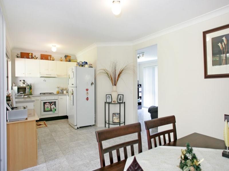 38 Lancaster Parade, Bateau Bay NSW 2261