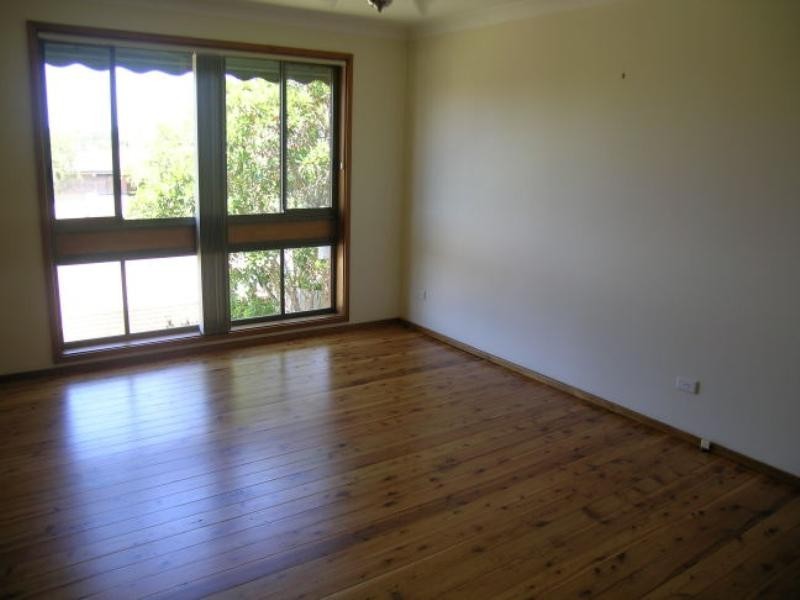 11 Margherita Avenue, Bateau Bay NSW 2261