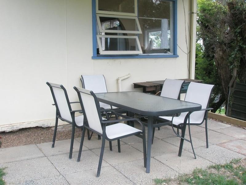 D/S 42 Berne Street, Bateau Bay NSW 2261