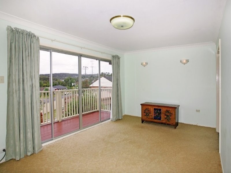 2 Gwydir Street, Bateau Bay NSW 2261