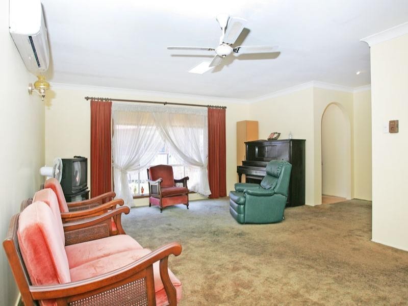 6 Boorana Close, Killarney Vale NSW 2261