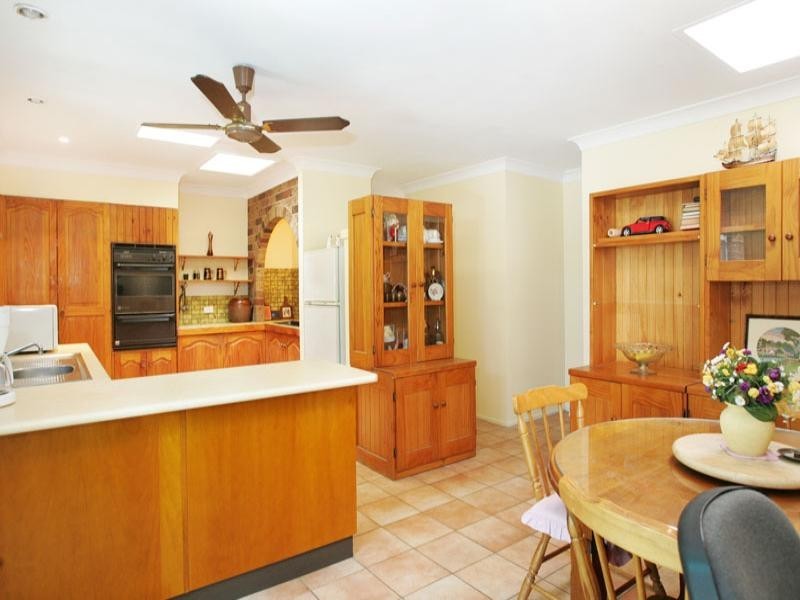 6 Boorana Close, Killarney Vale NSW 2261