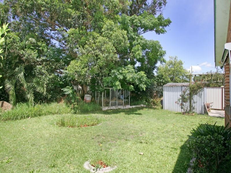 6 Boorana Close, Killarney Vale NSW 2261