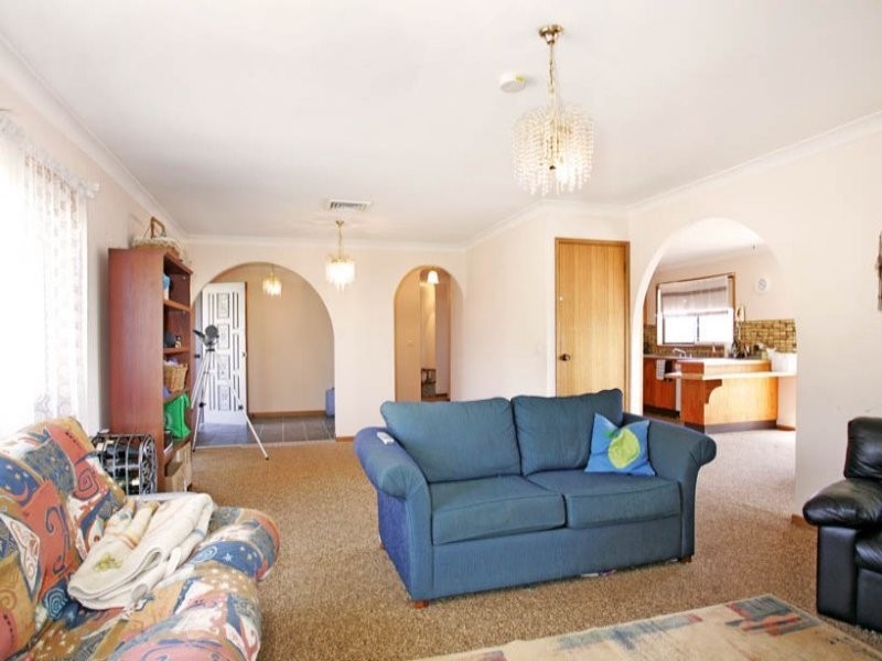 30 Promenade Avenue, Bateau Bay NSW 2261