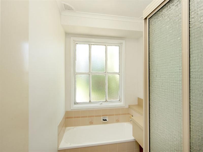 7 Carnation Close, Bateau Bay NSW 2261