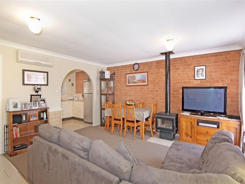 12/21-29 Lancaster Parade, Bateau Bay NSW 2261
