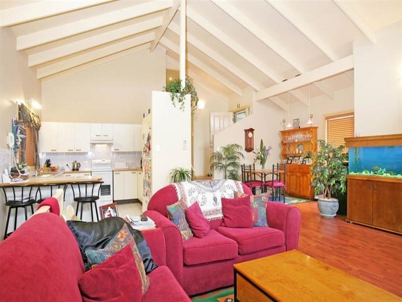 1/30 Morley Avenue, Bateau Bay NSW 2261