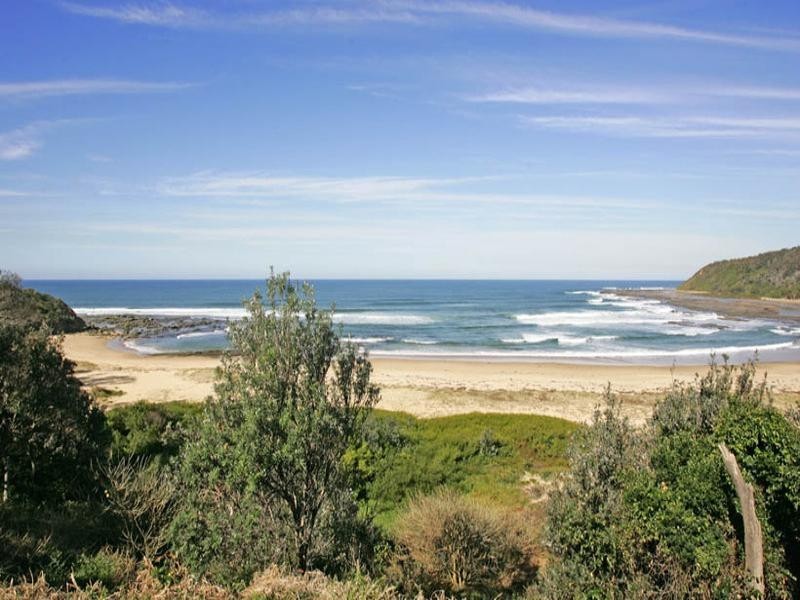 57 Lakin Street, Bateau Bay NSW 2261