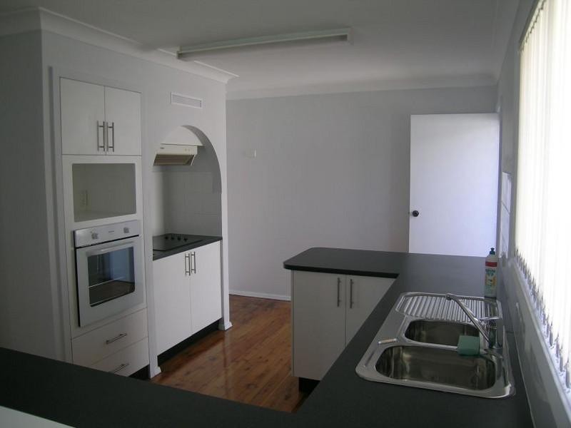 10 Fairview Avenue, The Entrance NSW 2261