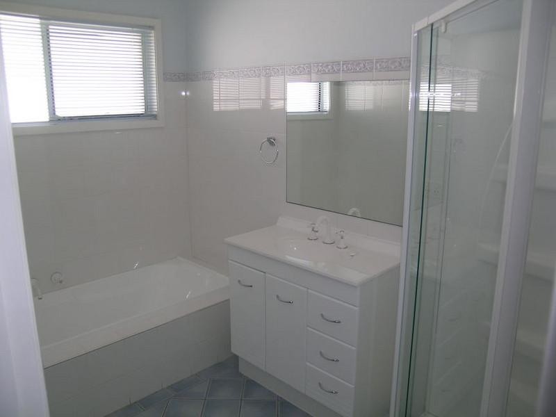 10 Fairview Avenue, The Entrance NSW 2261
