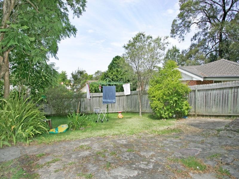 4 Shannon Parade, Berkeley Vale NSW 2261