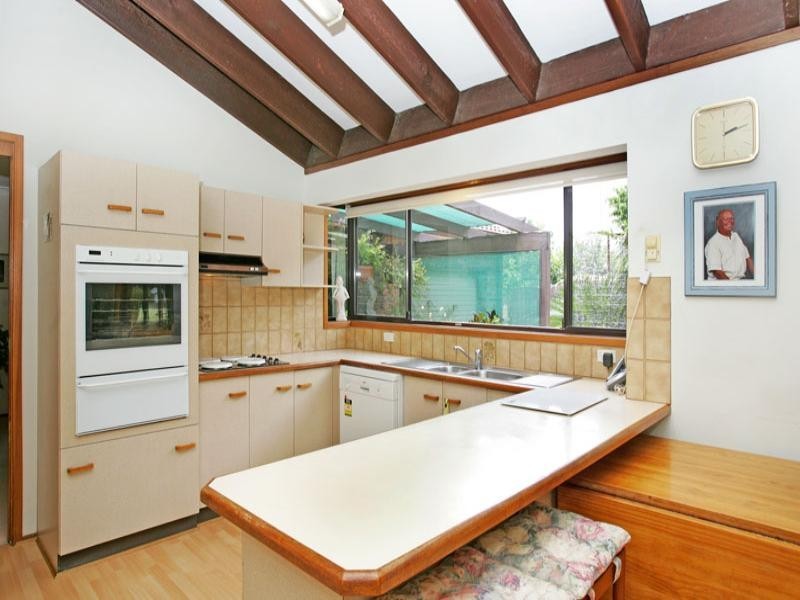 14 George Hely Crescent, Killarney Vale NSW 2261