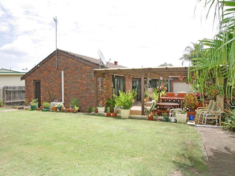 14 George Hely Crescent, Killarney Vale NSW 2261