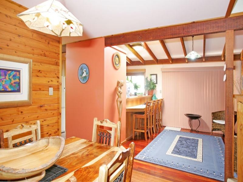 7 Northview Drive, Bateau Bay NSW 2261