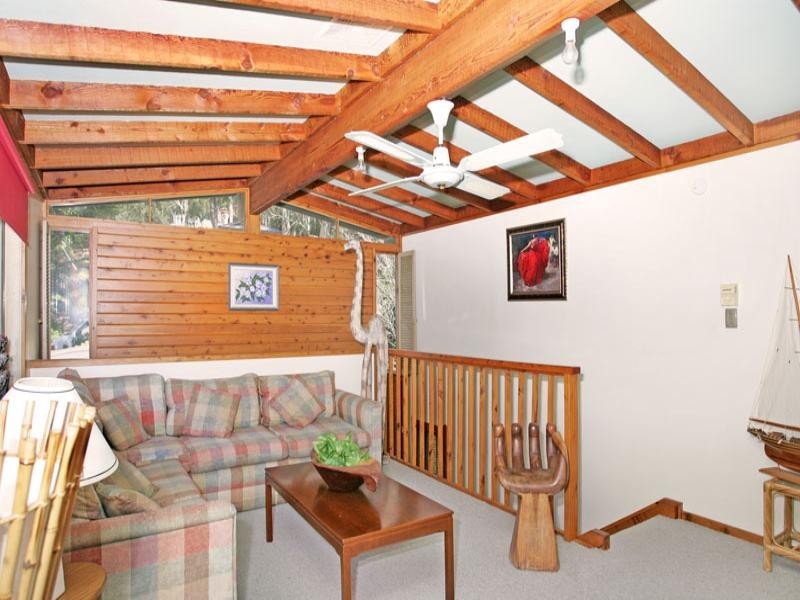 7 Northview Drive, Bateau Bay NSW 2261