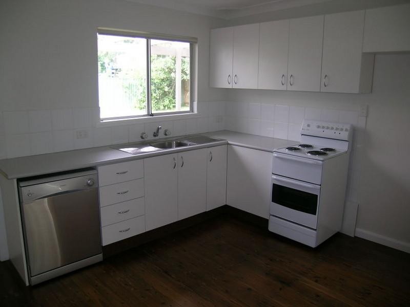 19 Rushby Street, Bateau Bay NSW 2261