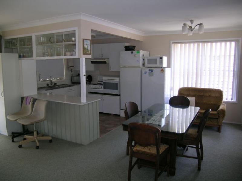 7 Lakin Street, Bateau Bay NSW 2261