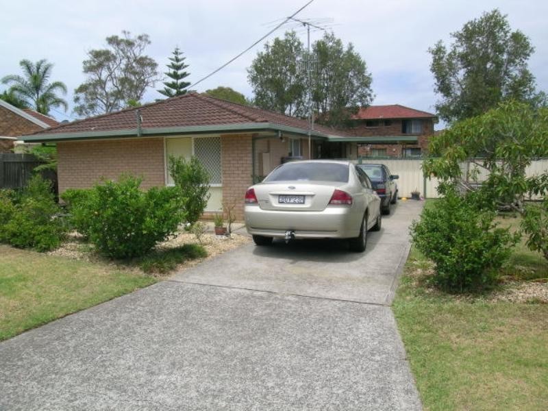 12 Cynthia Street, Bateau Bay NSW 2261