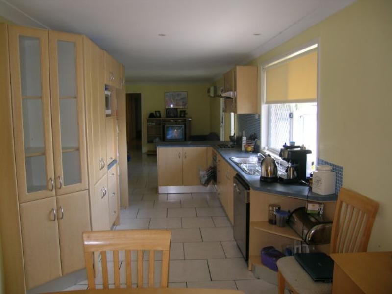 12 Cynthia Street, Bateau Bay NSW 2261