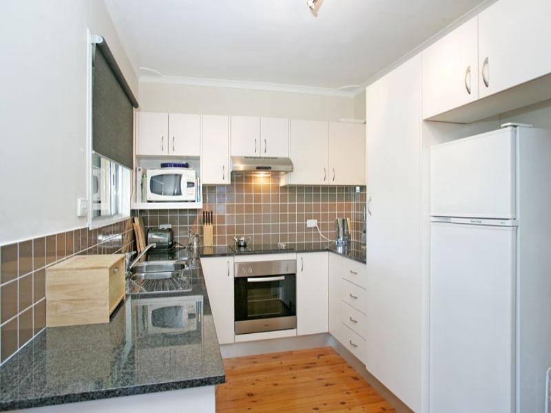 50 Tasman Avenue, Killarney Vale NSW 2261