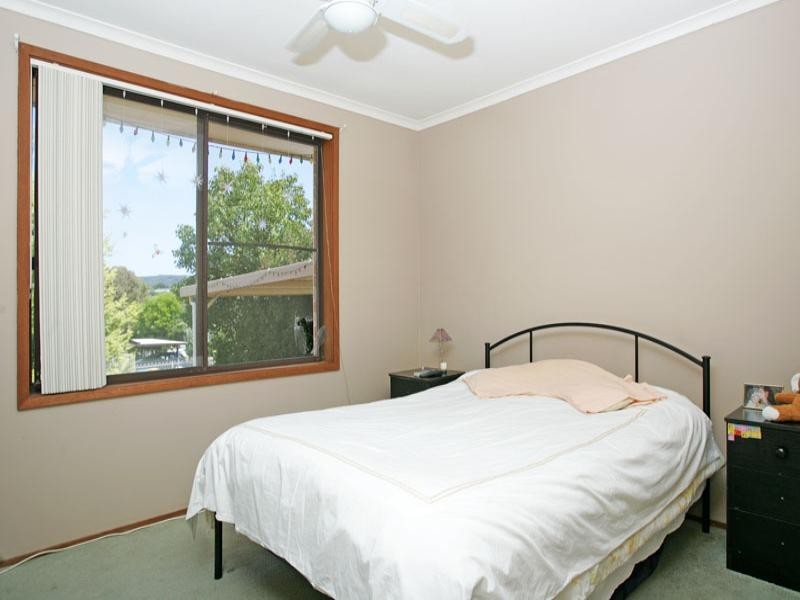 11 Pendant Parade, Killarney Vale NSW 2261