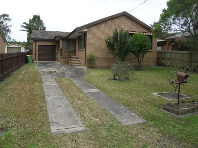 27 Poplars Avenue, Bateau Bay NSW 2261