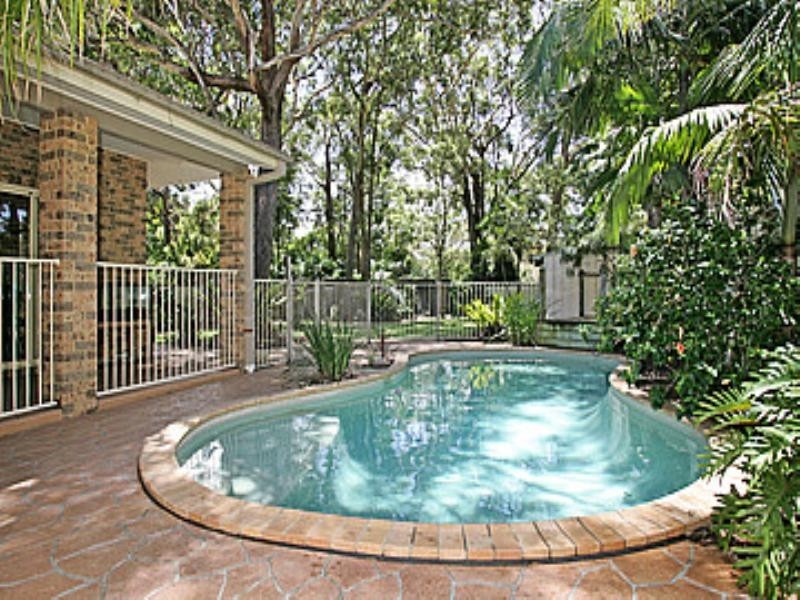 2 Guyagal Street, Bateau Bay NSW 2261