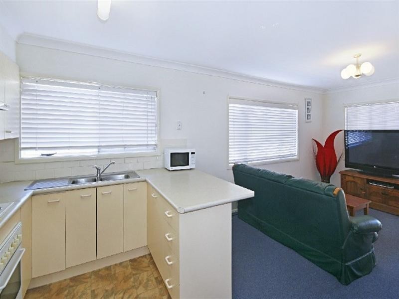 34 Wilfred Barrett Drive, The Entrance North NSW 2261