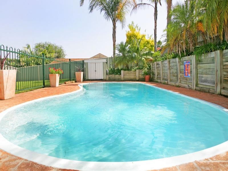 9 Pierre Close, Tumbi Umbi NSW 2261