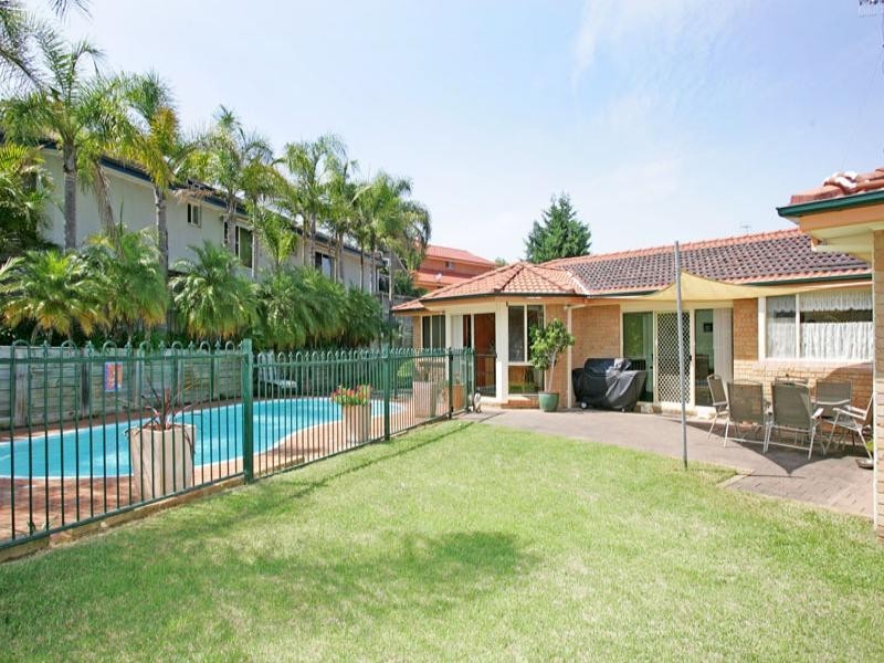 9 Pierre Close, Tumbi Umbi NSW 2261