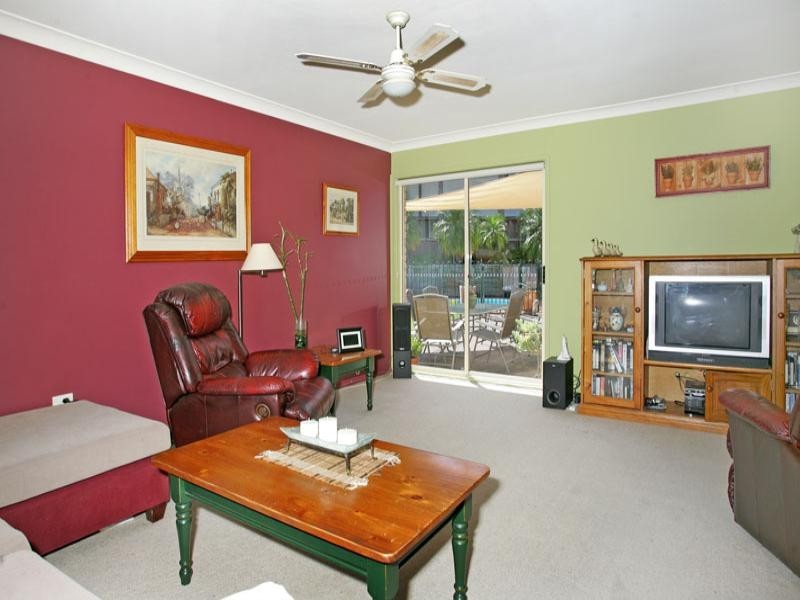 9 Pierre Close, Tumbi Umbi NSW 2261