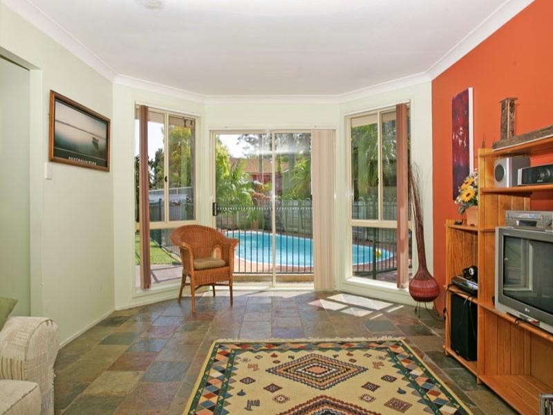 9 Pierre Close, Tumbi Umbi NSW 2261