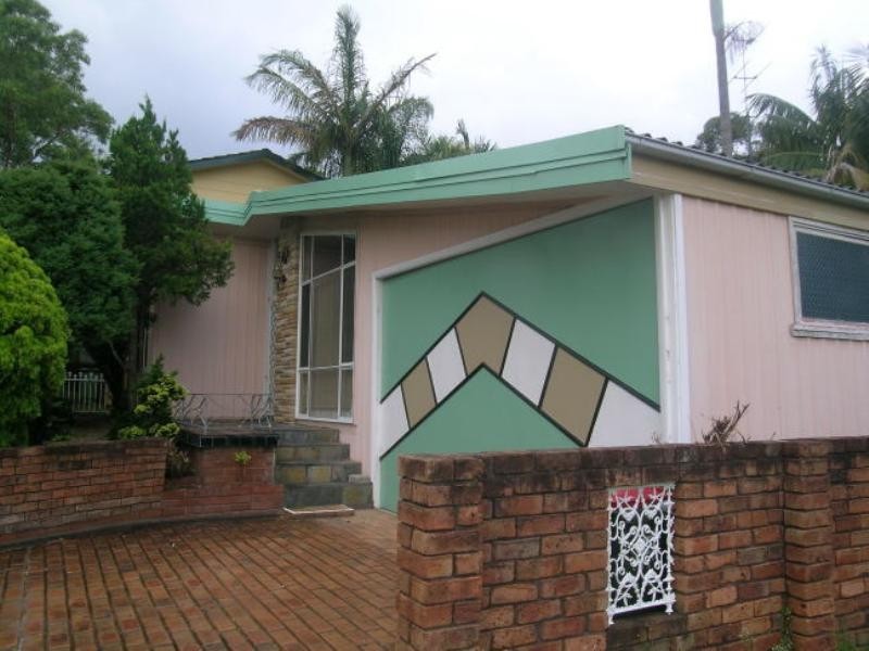 9 Keats Avenue, Bateau Bay NSW 2261