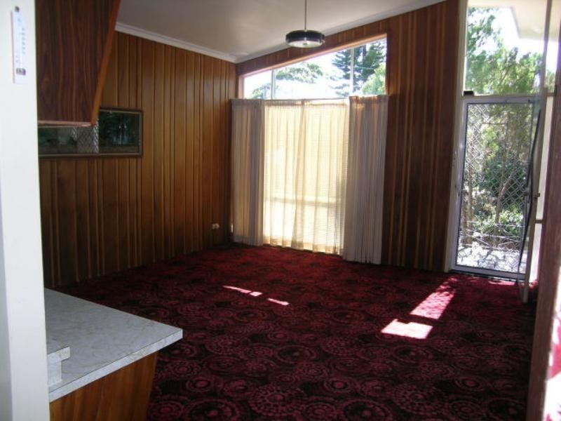 9 Keats Avenue, Bateau Bay NSW 2261