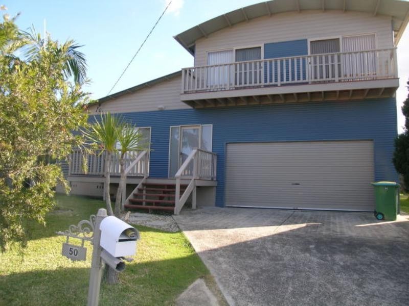 50 Sierra Avenue, Bateau Bay NSW 2261