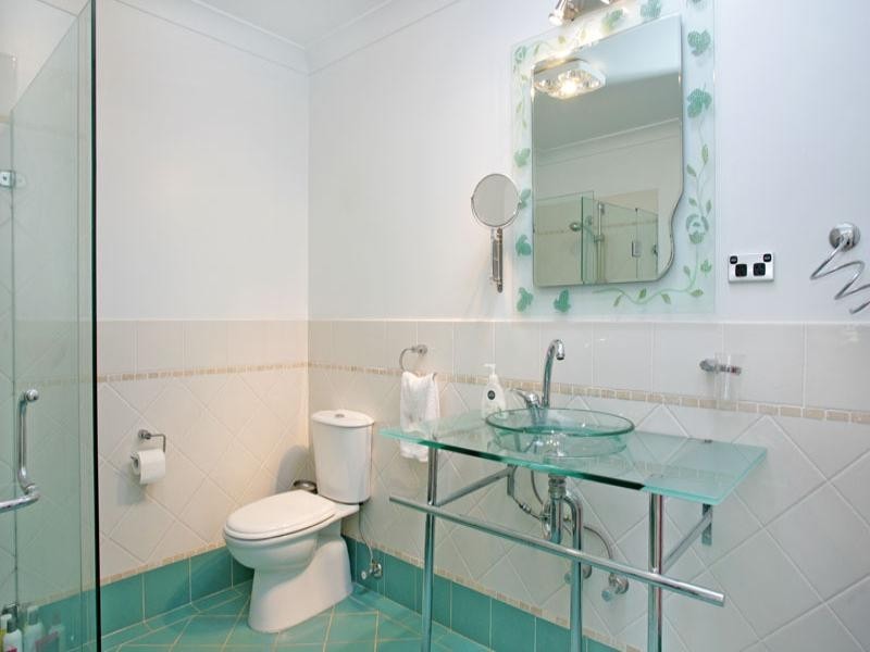 62 Lumby Drive, Bateau Bay NSW 2261