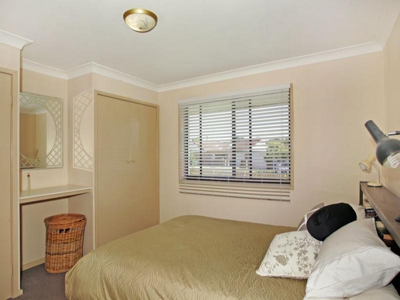 1/1 Papala Avenue, Bateau Bay NSW 2261
