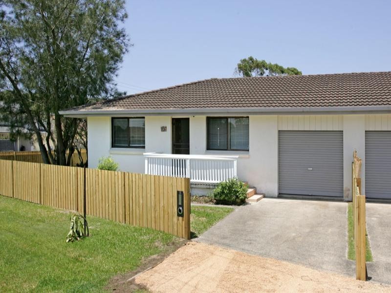 1/1 Papala Avenue, Bateau Bay NSW 2261