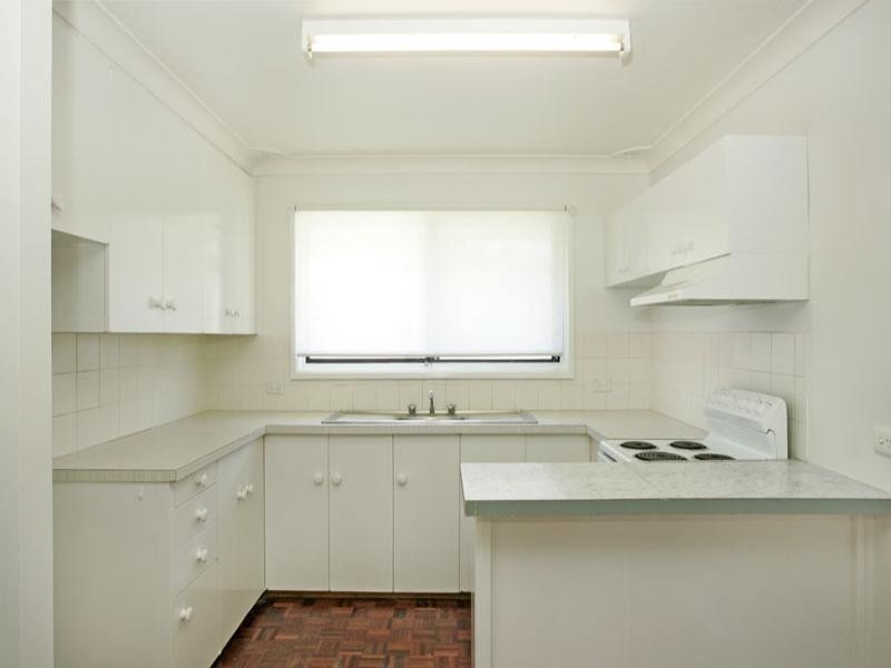 1/1 Papala Avenue, Bateau Bay NSW 2261