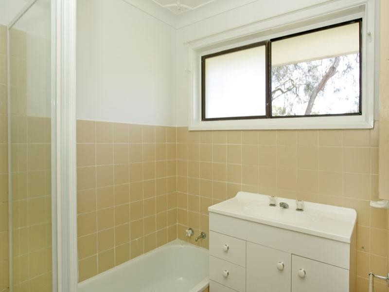 1/1 Papala Avenue, Bateau Bay NSW 2261