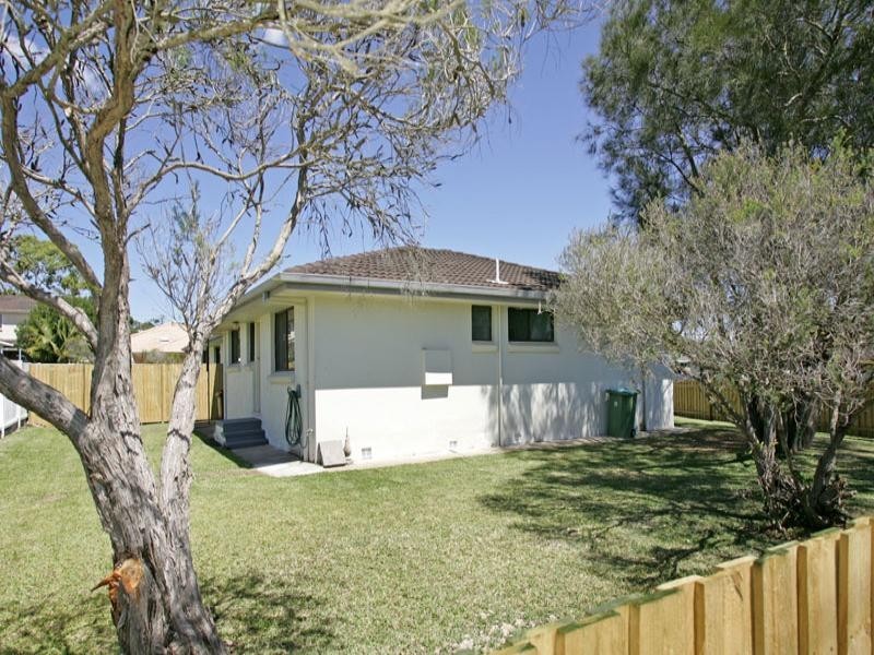 1/1 Papala Avenue, Bateau Bay NSW 2261